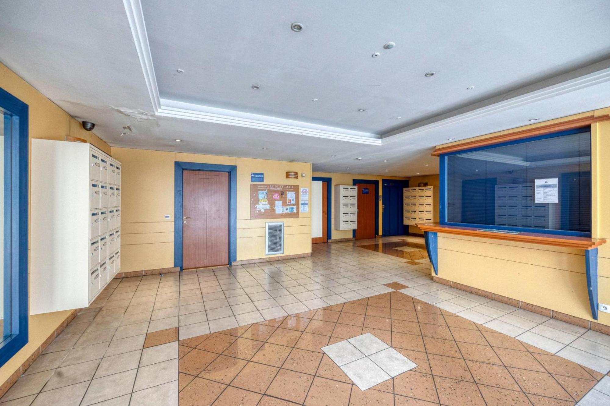 Апартаменти La Residentiel - Cea - Stmicro - Gare Fontaine  Екстер'єр фото